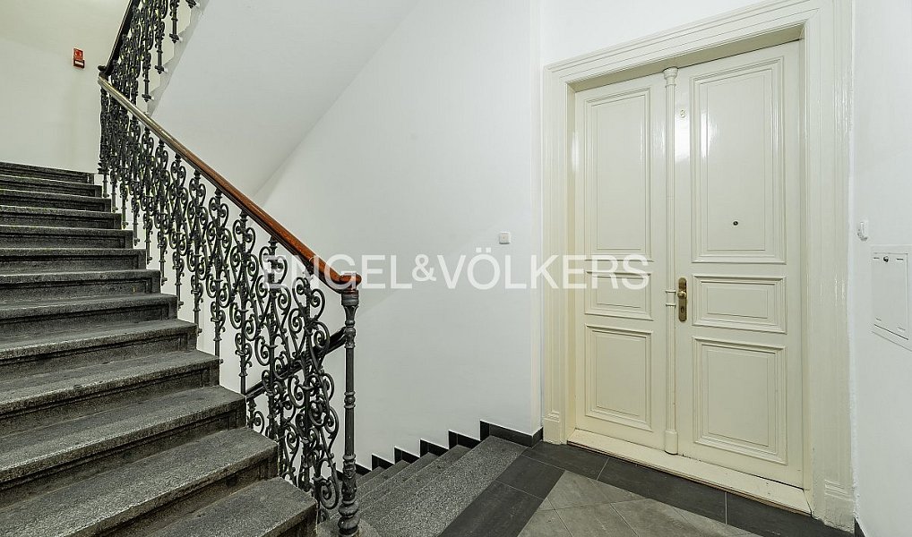 Prodej bytu 4+kk 108 m², Praha – náhled fotky 13