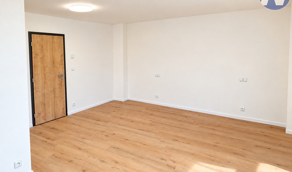 Pronájem bytu 2+kk 66 m², Horní Planá – náhled fotky 12