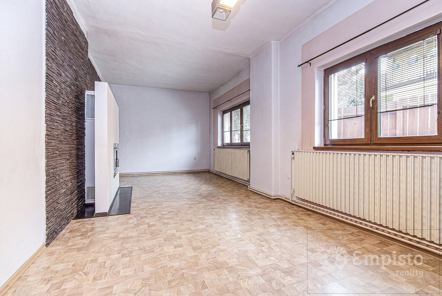 Prodej obchodních prostor 146 m² – fotografie 3