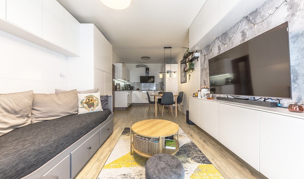 Prodej bytu 2+kk 50 m², Praha – náhled fotky 3