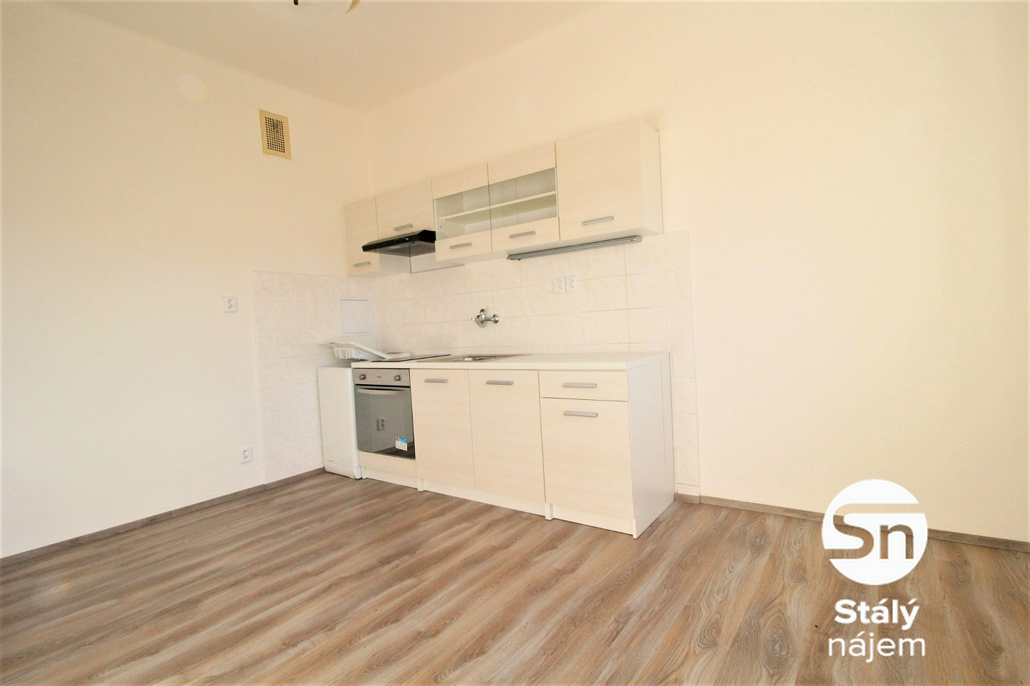 Pronájem bytu 1+1 43 m² – fotografie 2