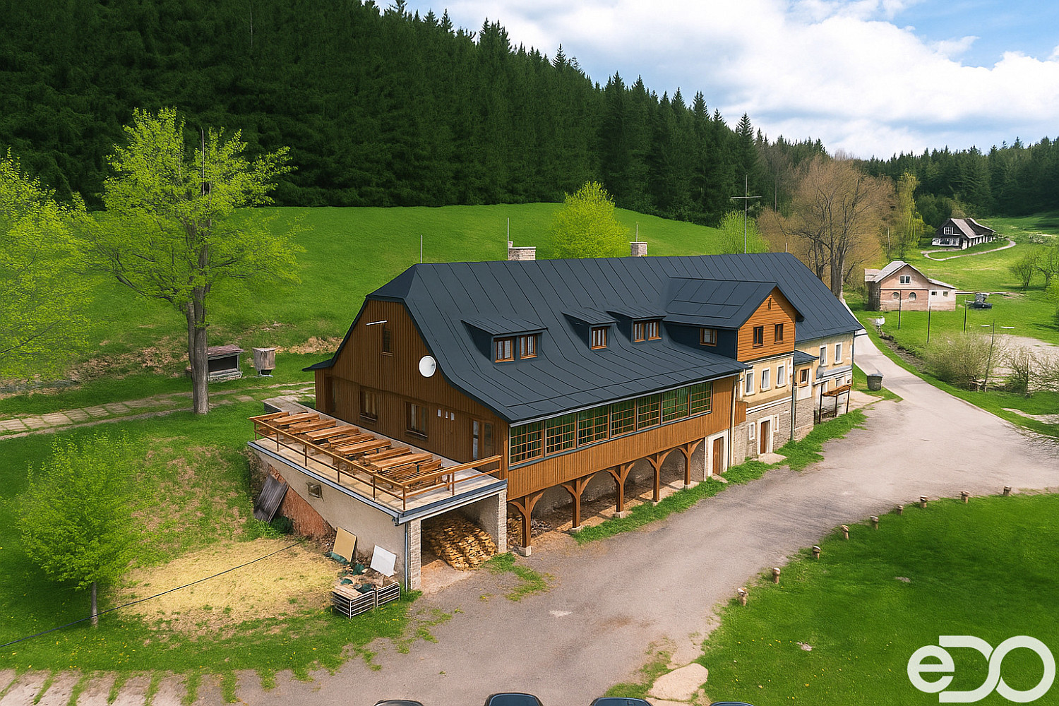 Prodej ubytovacího objektu 1 400 m² — photo 4