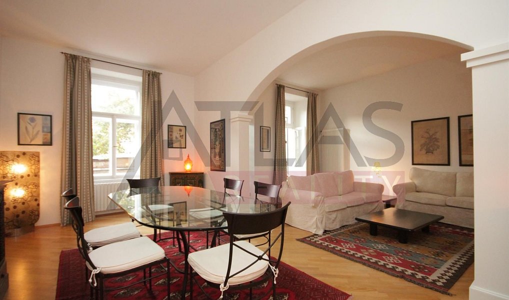Pronájem bytu 3+1 94 m², Praha – náhled fotky 2
