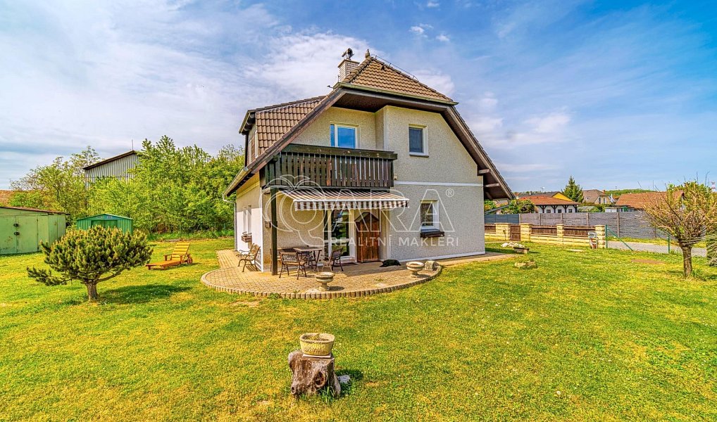 Prodej domu 113 m² s pozemkem 2 329 m², Nová Ves – náhled fotky 9