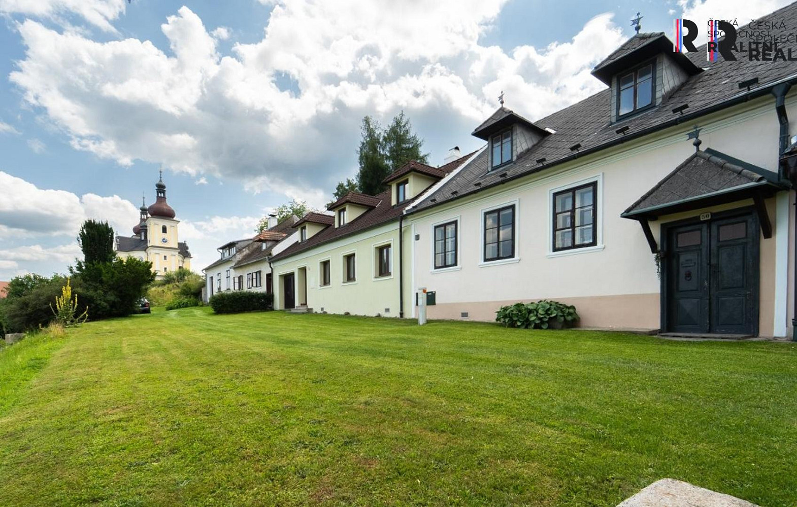 Prodej domu 387 m² s pozemkem 6 108 m² – fotografie 2