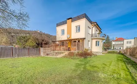 Prodej bytu 5+kk 157 m², Starolázeňská, Praha 5 - Velká Chuchle, okres Praha