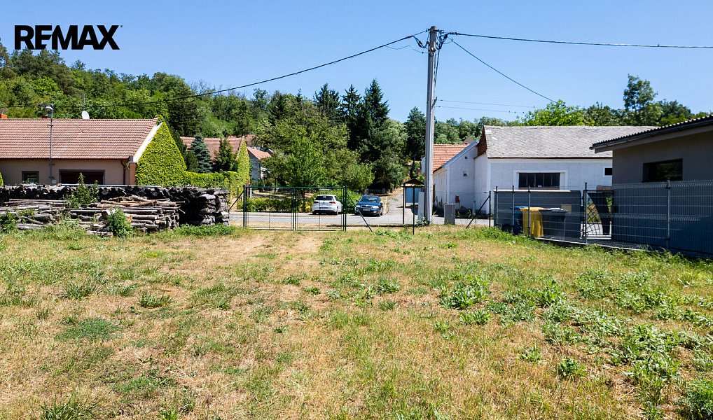 Prodej stavebního pozemku 1 849 m², Hlubočany – náhled fotky 7