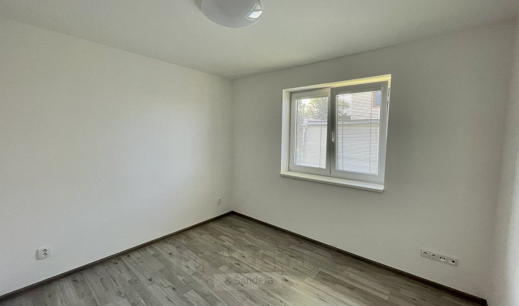 Pronájem bytu 4+kk 80 m², Včelná – náhled fotky 7