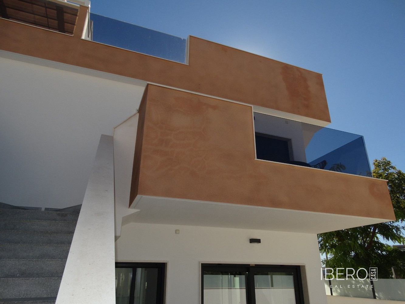 Prodej bytu 4+kk 80 m² – pohled 2