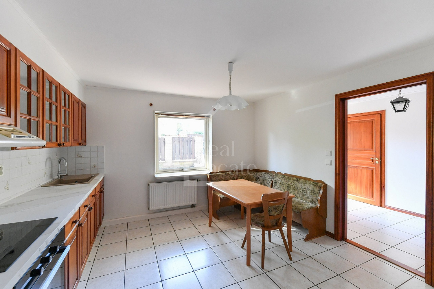 Pronájem domu 230 m² s pozemkem 379 m² – fotografie 3