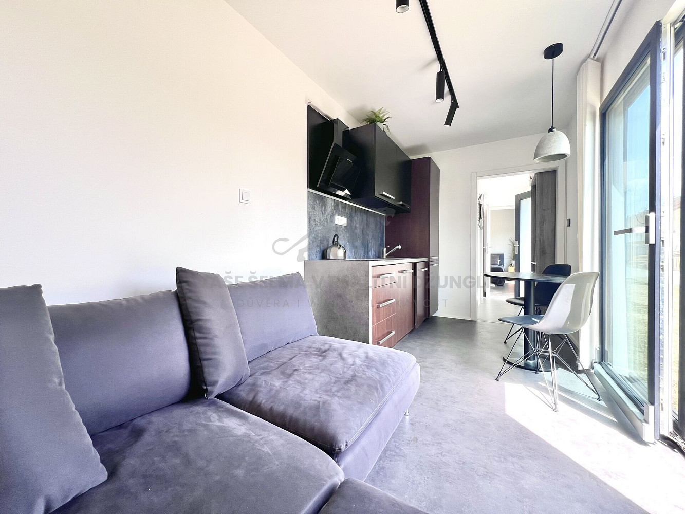 Stylový, moderní a ekologický kontejnerový dům na prodej — photo 4