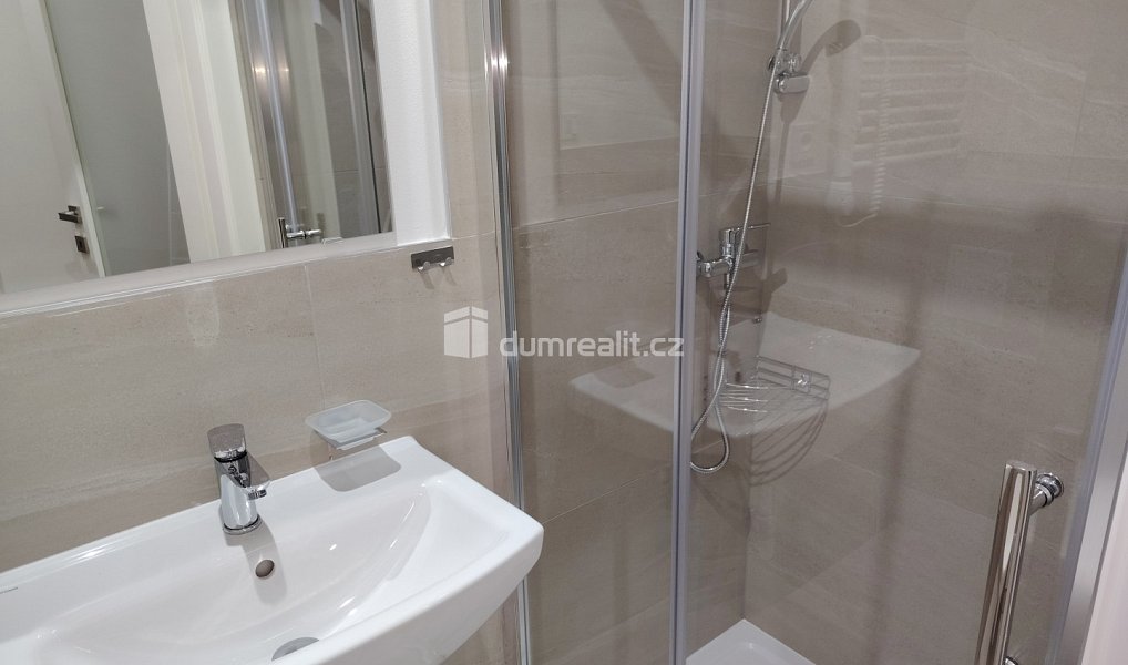 Pronájem bytu 1+kk 21 m², Děčín – náhled fotky 4