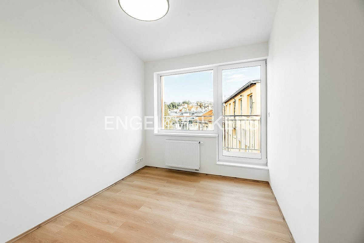Pronájem bytu 3+kk 80 m² – fotografie 4
