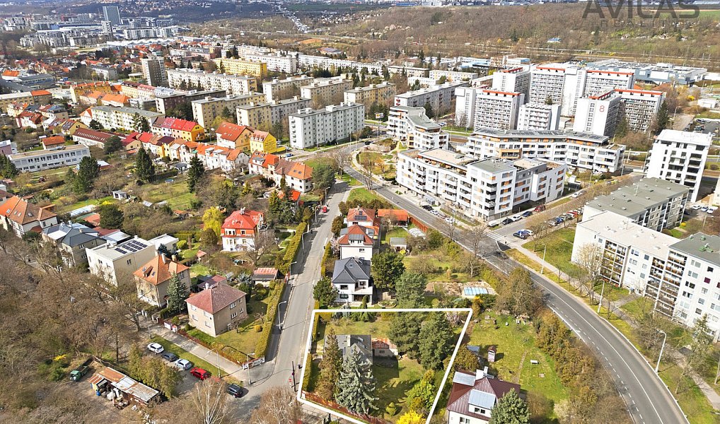 Prodej domu 269 m² s pozemkem 1 084 m², Praha – náhled fotky 30