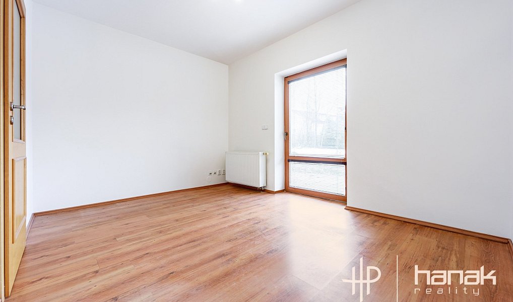 Prodej domu 259 m² s pozemkem 2 016 m², Strančice – náhled fotky 5