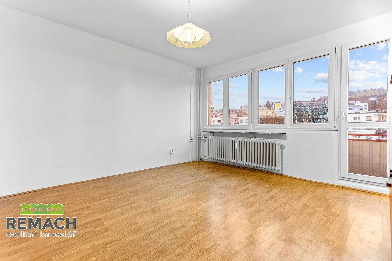 Pronájem bytu 1+kk 27 m²