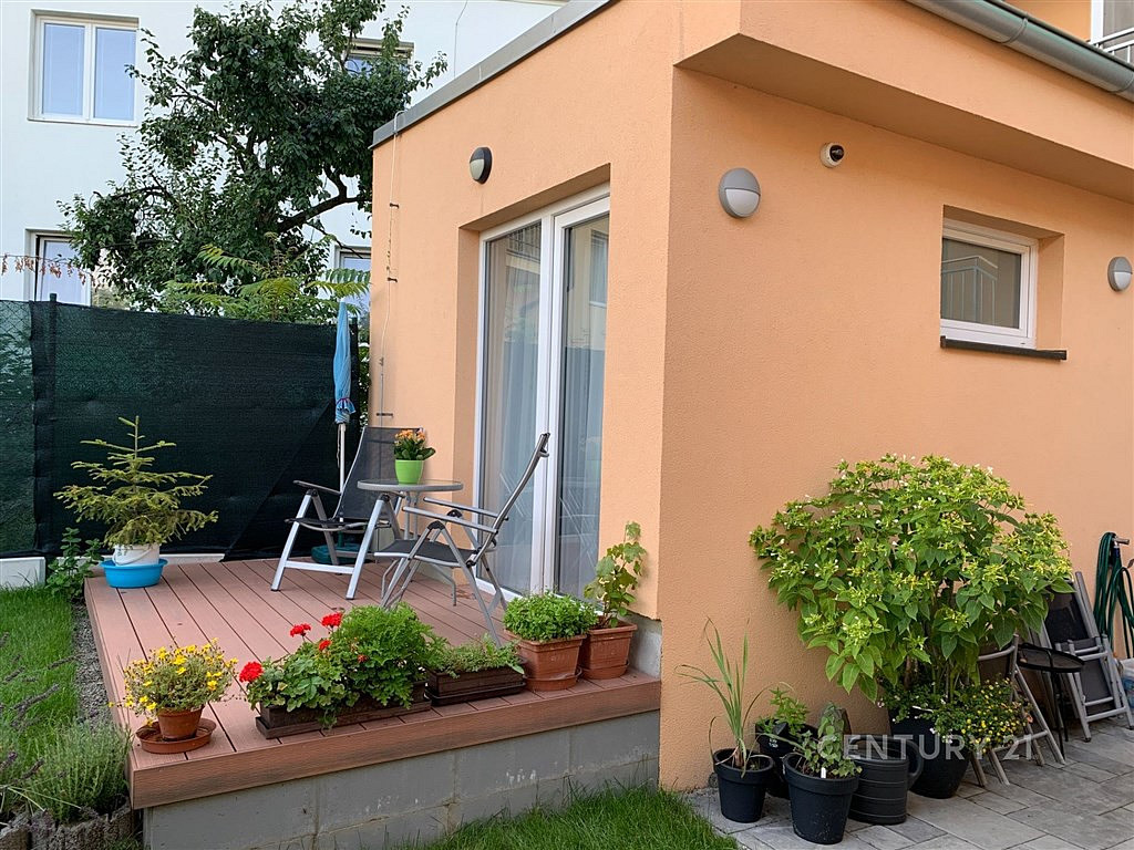 Pronájem bytu 1+kk 15 m² — photo 2
