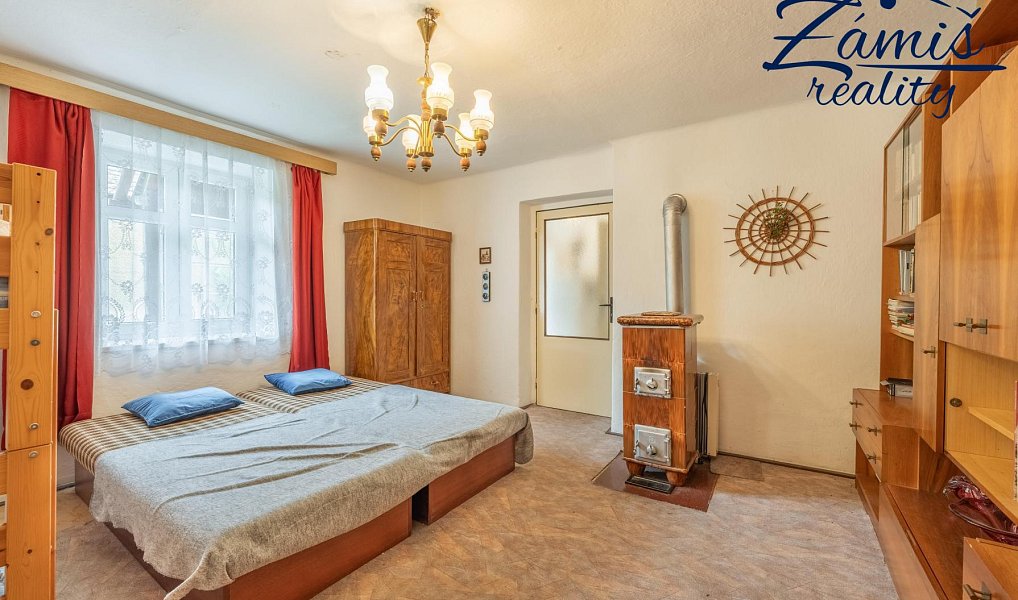 Prodej domu 60 m² s pozemkem 352 m², Zavidov – náhled fotky 2