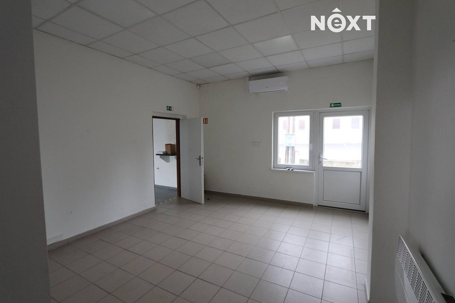 Pronájem obchodních prostor 441 m² — photo 3