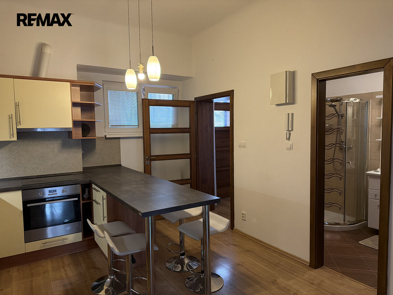 Pronájem bytu 2+kk 40 m² – fotografie 5