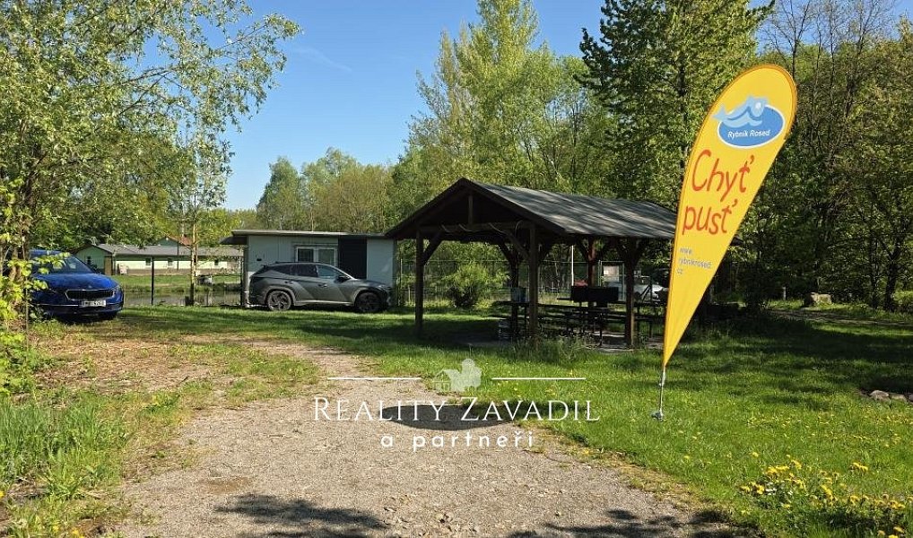 Prodej komerčního pozemku 32 500 m², Žabeň – náhled fotky 3