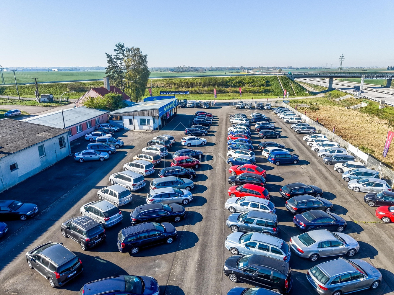 Pronájem komerčního objektu (jiného typu) 7 927 m² – fotografie 4