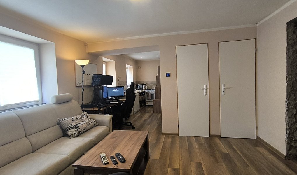 Prodej domu 400 m² s pozemkem 2 476 m², Ledenice – náhled fotky 15