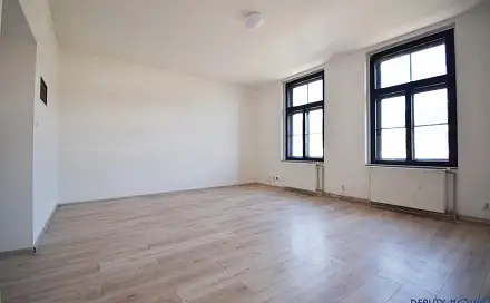 Pronájem bytu 1+1 42 m²