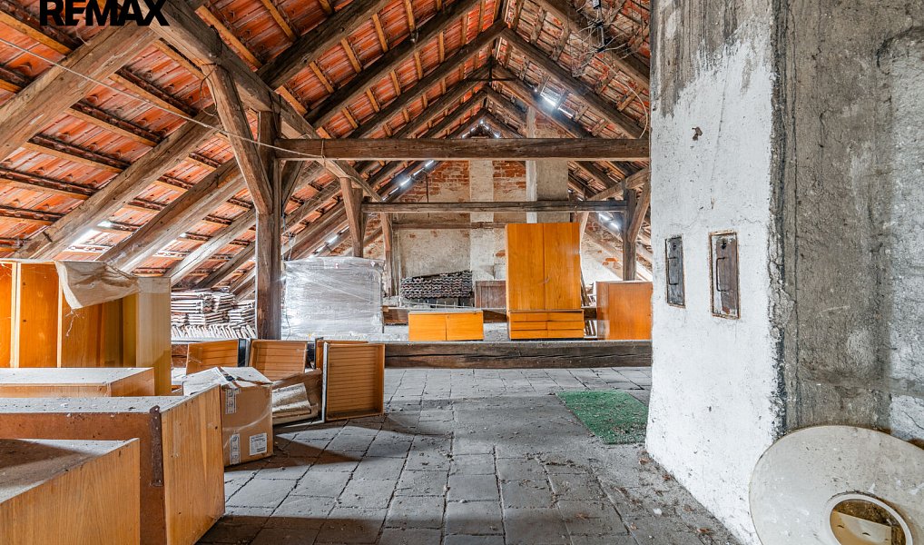 Prodej domu 220 m² s pozemkem 993 m², Kralice na Hané – náhled fotky 12