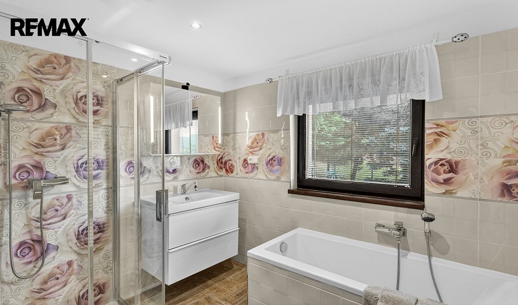 Prodej domu 338 m² s pozemkem 6 193 m², Jince – náhled fotky 27
