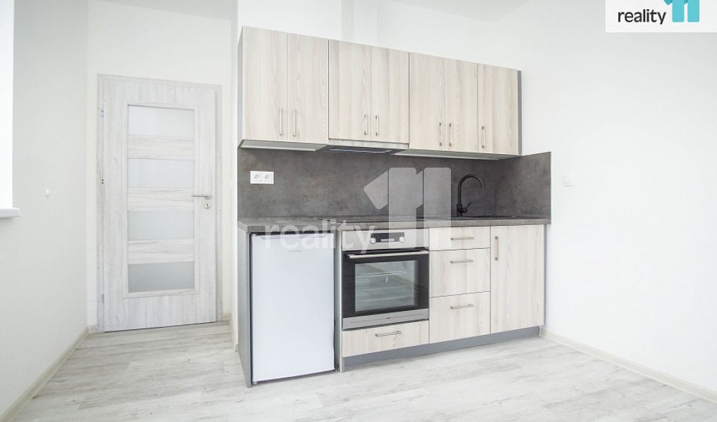 Pronájem bytu 1+kk 25 m², Přerov – náhled fotky 3