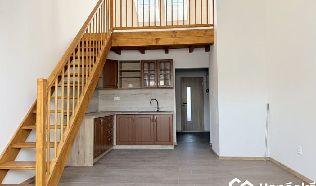 Pronájem bytu 2+kk 50 m², Bystřice pod Hostýnem – náhled fotky 2