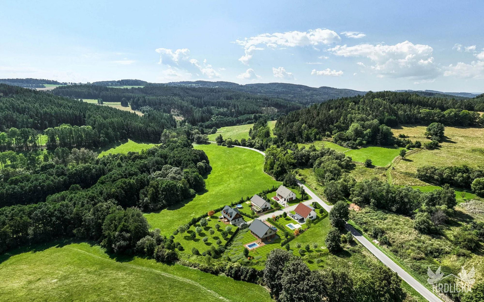 Prodej stavebního pozemku 864 m² – fotografie 5