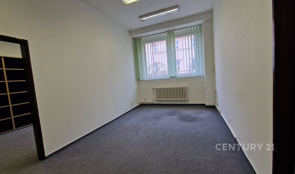 Pronájem kanceláře 37 m², Praha – náhled fotky 4