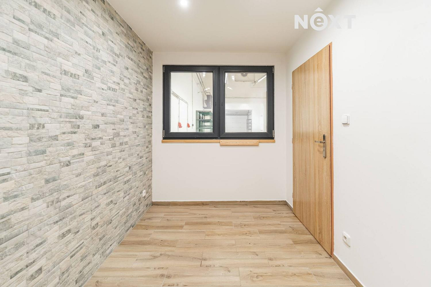 Pronájem skladovacích prostor 232 m² — photo 3