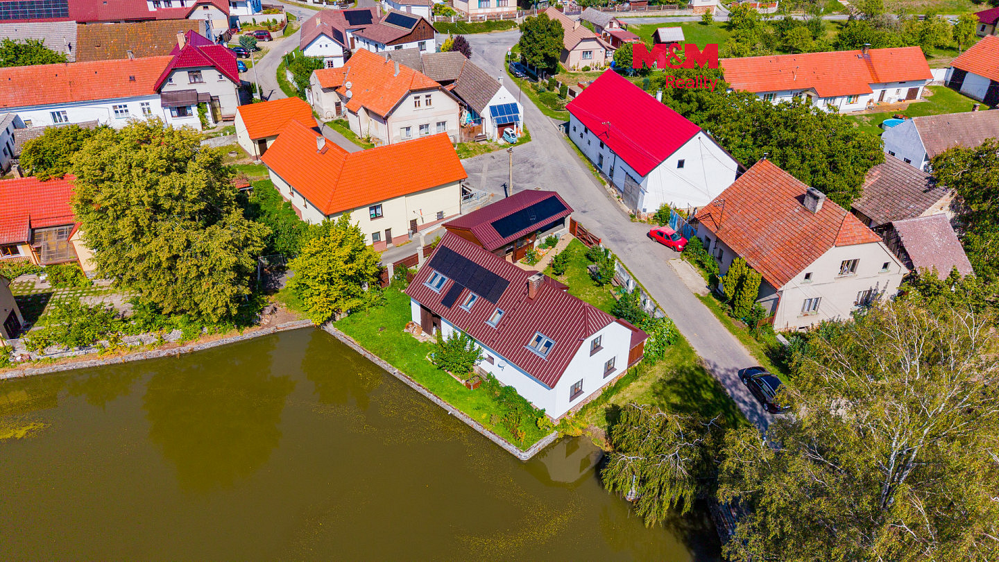 Prodej domu 185 m² s pozemkem 528 m²