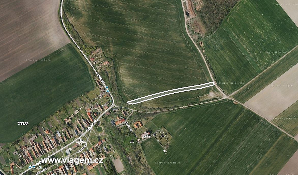Prodej pole 823 m² – pohled 2