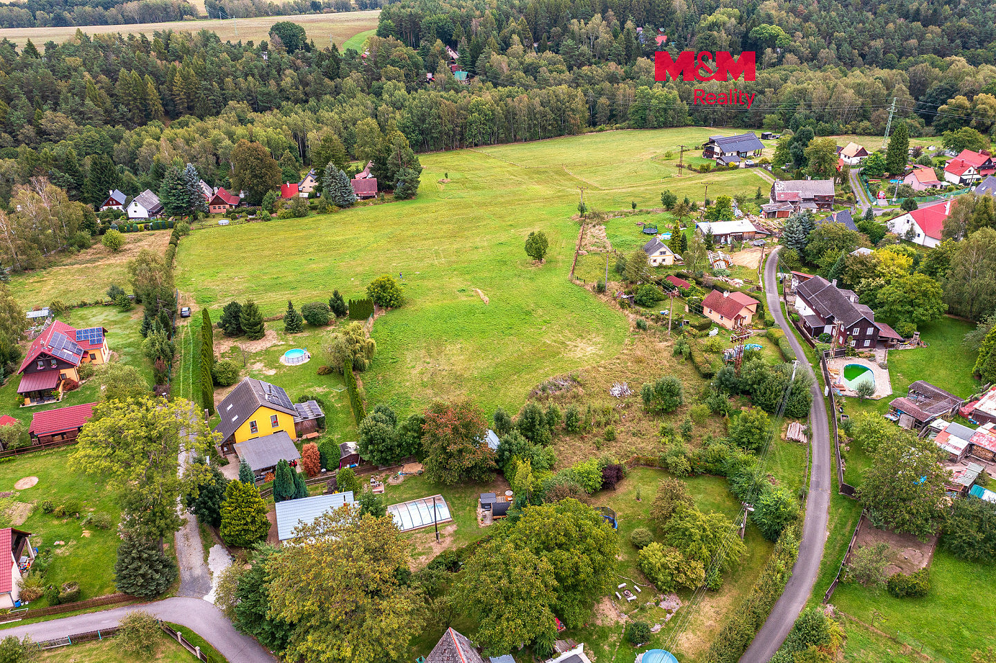 Prodej stavebního pozemku 1 899 m²