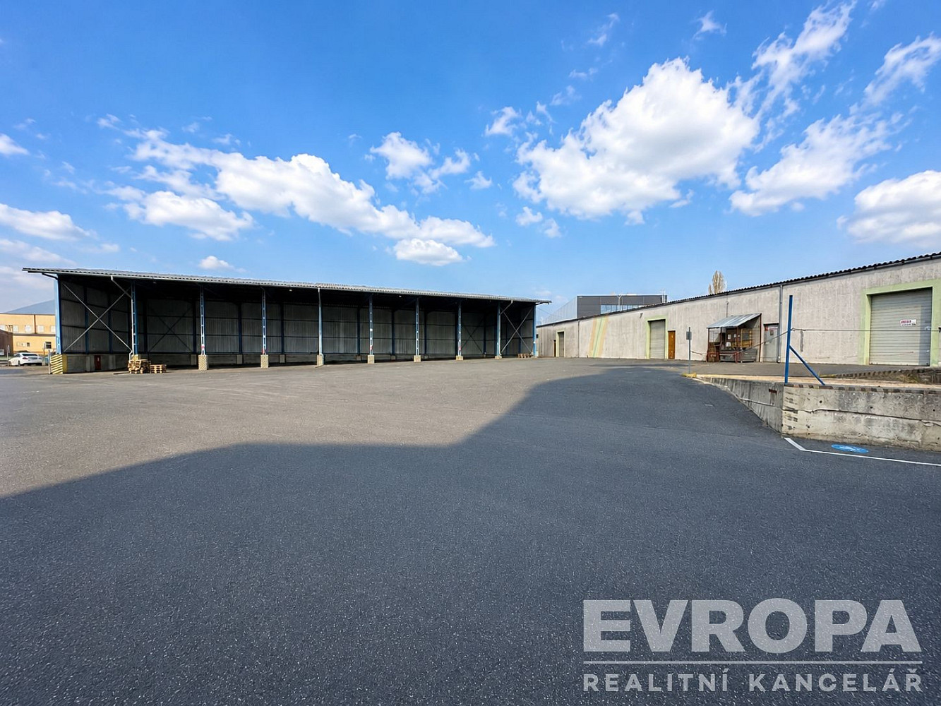 Prodej výrobních prostor 3 460 m² – fotografie 5