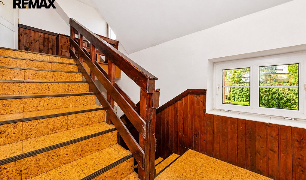 Prodej domu 246 m² s pozemkem 376 m², Praha – náhled fotky 11