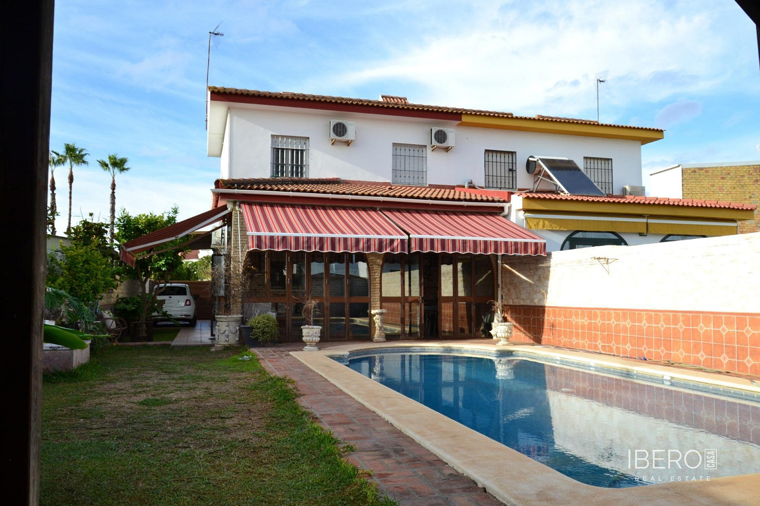 Prodej domu 200 m² s pozemkem 316 m² — photo 2