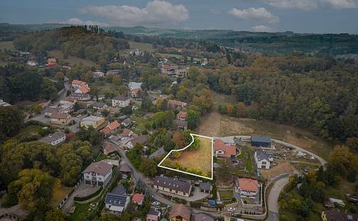 Prodej stavebního pozemku 1 327 m², Velké Popovice - Lojovice, okres Praha-východ