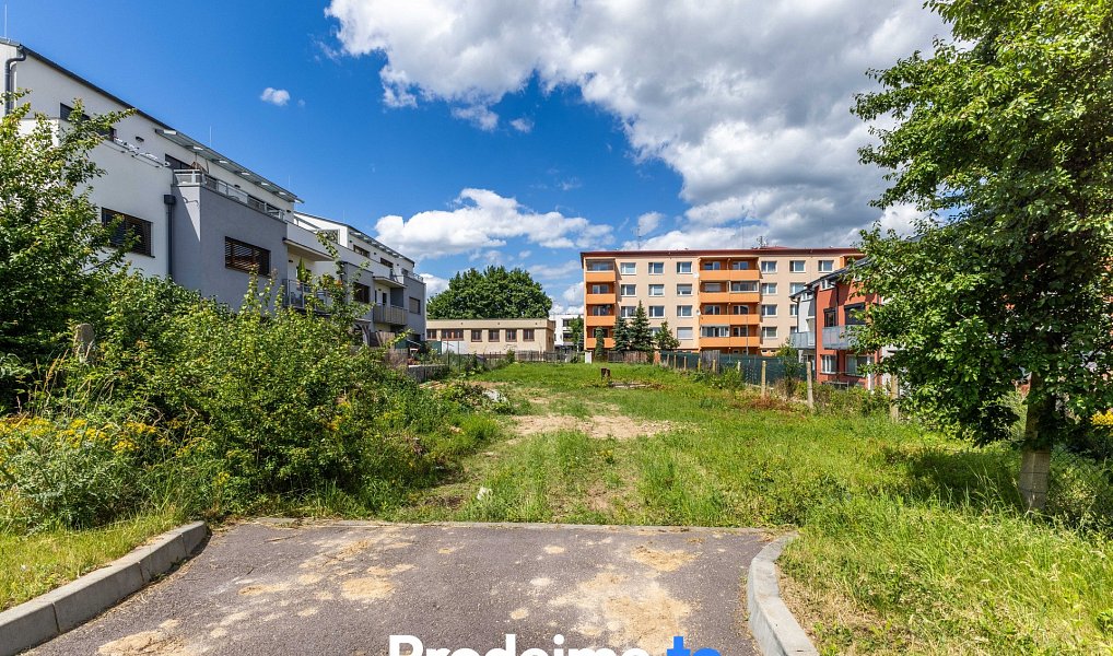 Prodej stavebního pozemku 877 m², Znojmo – náhled fotky 4
