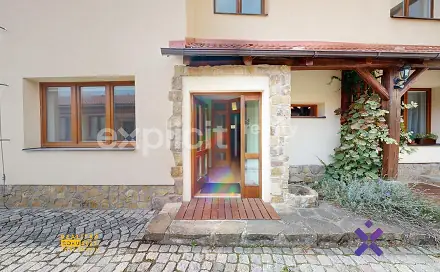 Pronájem bytu 4+1 133 m², Jarolímkovo náměstí, Zlín - Malenovice