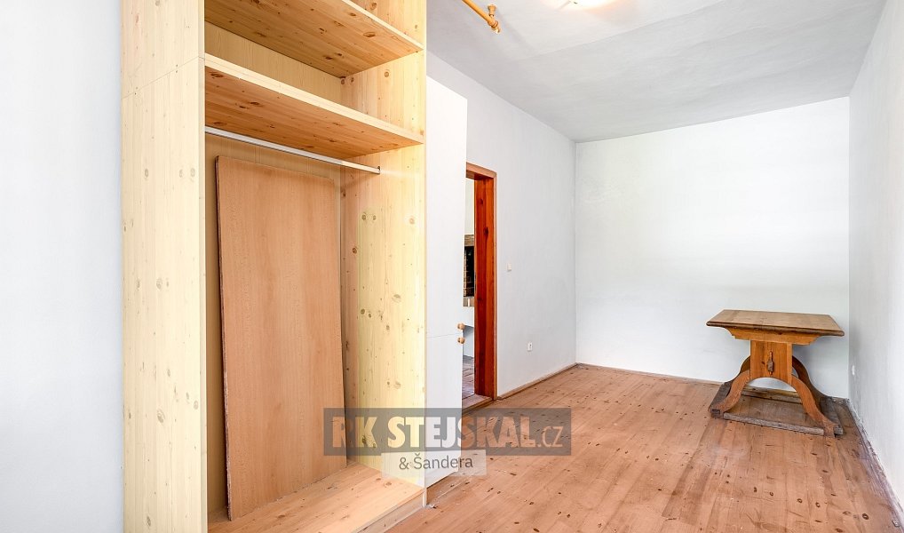 Prodej chaty/chalupy 430 m² s pozemkem 57 892 m², Brloh – náhled fotky 13