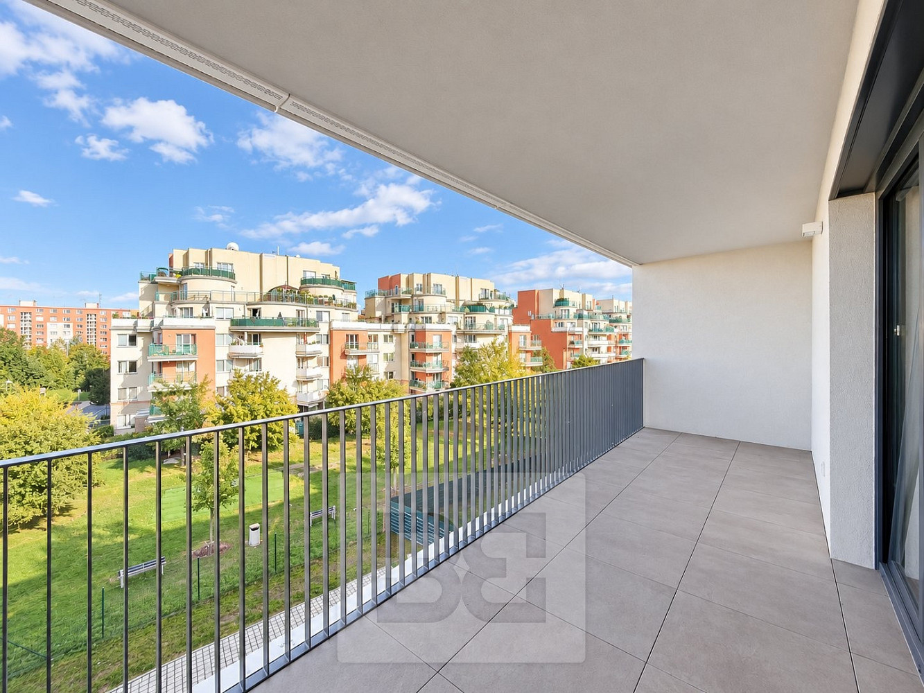 Pronájem bytu 1+kk 31 m² – fotografie 4