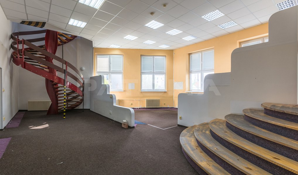 Pronájem kanceláře 107 m², Praha – náhled fotky 5