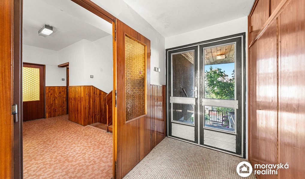 Prodej domu 210 m² s pozemkem 1 048 m², Praha – náhled fotky 8
