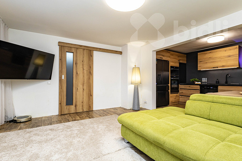 Prodej domu 186 m² s pozemkem 872 m² – fotografie 5