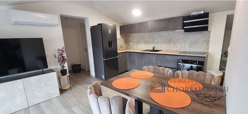 Prodej bytu 2+kk 66 m² - Widok 2